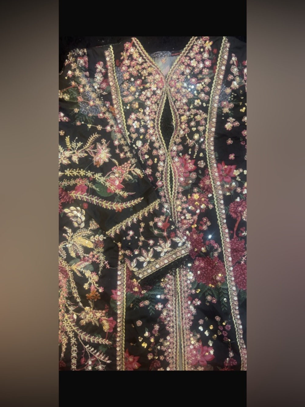 Suffuse “Zora” 3-Piece Embroidered Formal Set • Size XL - Picture 4 of 7